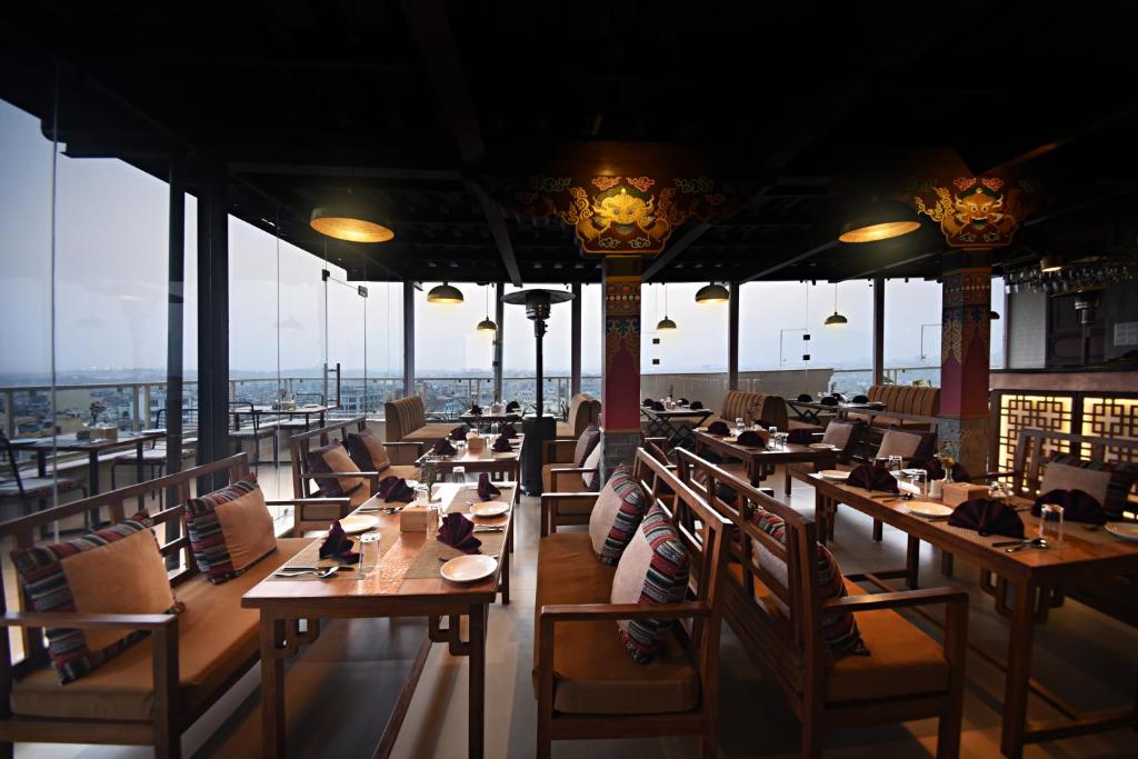Hotel Sherpani — 6