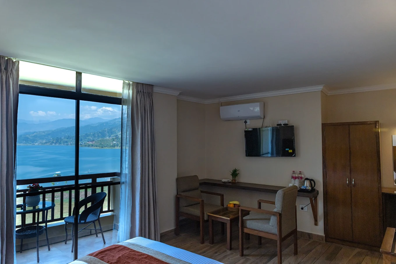 Hotel Fewa Camp — 3