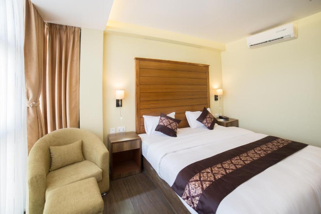 Superior Deluxe Double or Twin Room