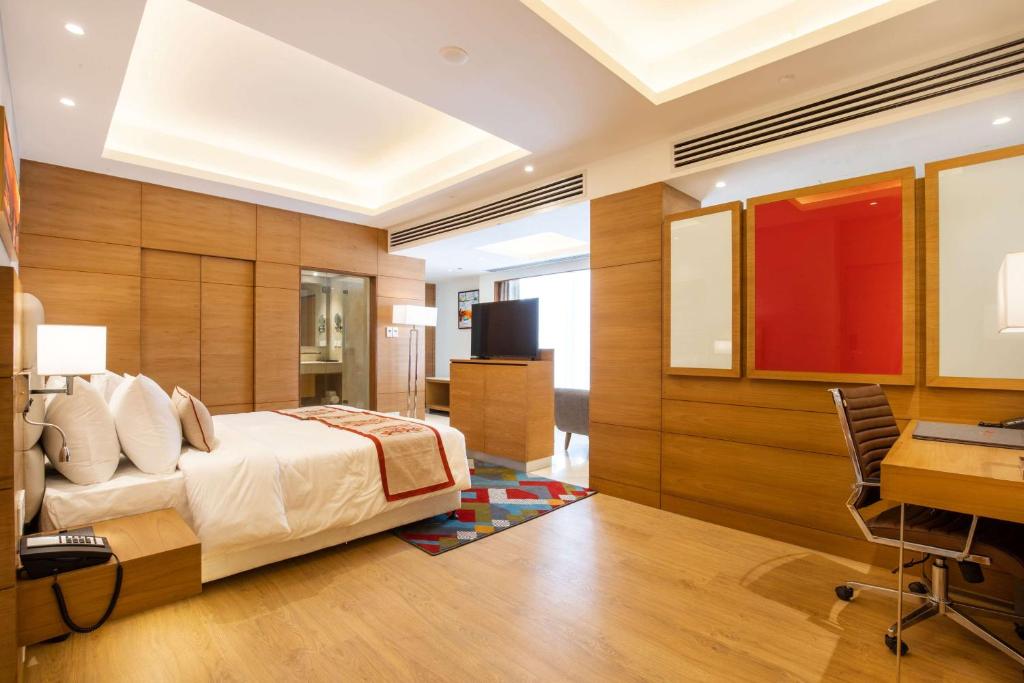 King Studio Room with City View