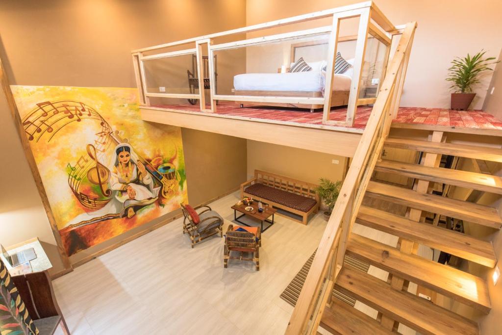 Queen Room with Balcony