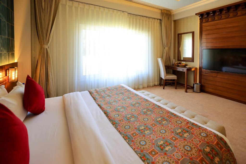 Superior Deluxe Single Room