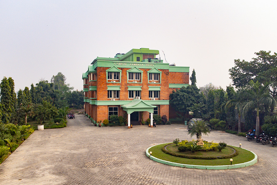 Zambal Hotel — 5
