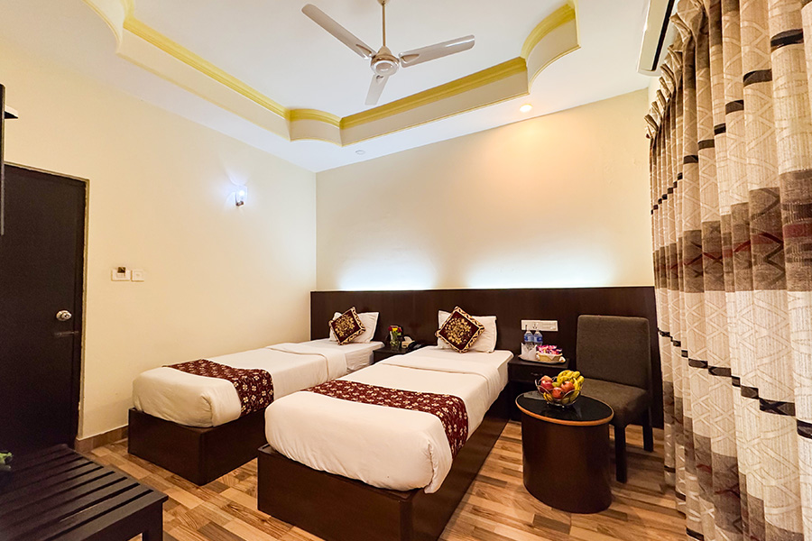 Zambal Hotel — 6