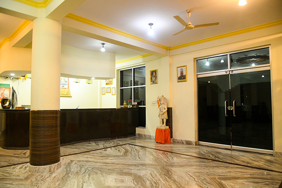 Zambal Hotel — 3