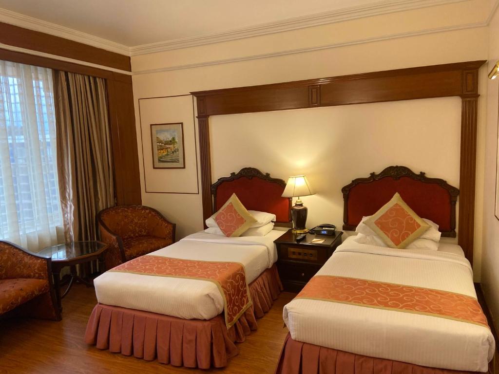 Club Twin Room