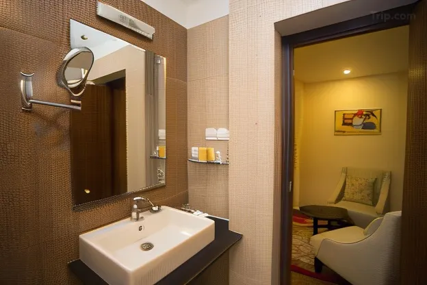 Super Deluxe Double or Twin Room