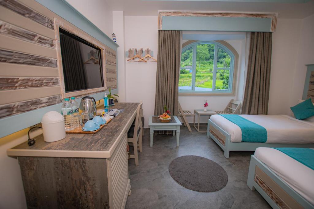Beach Lodge — 3