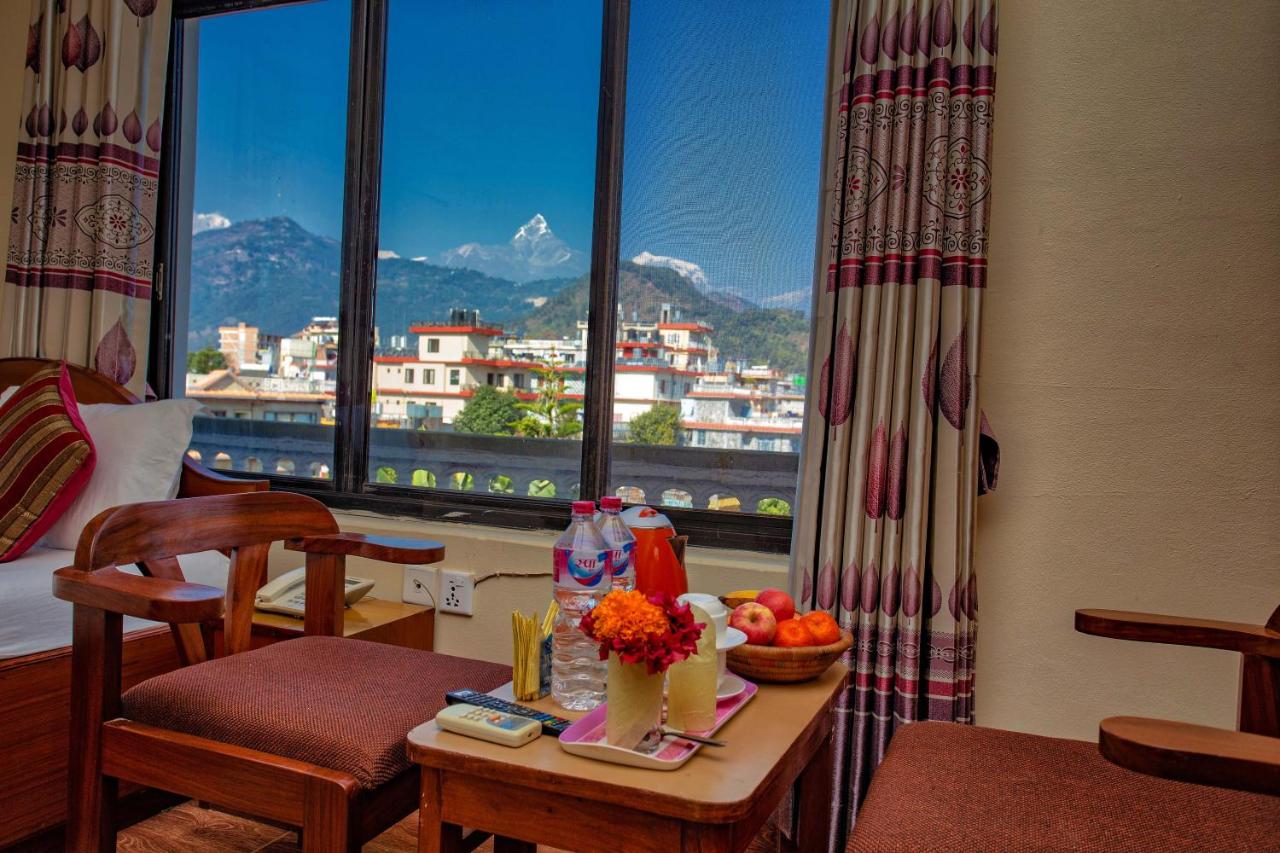 Hotel Grand Holiday — 4
