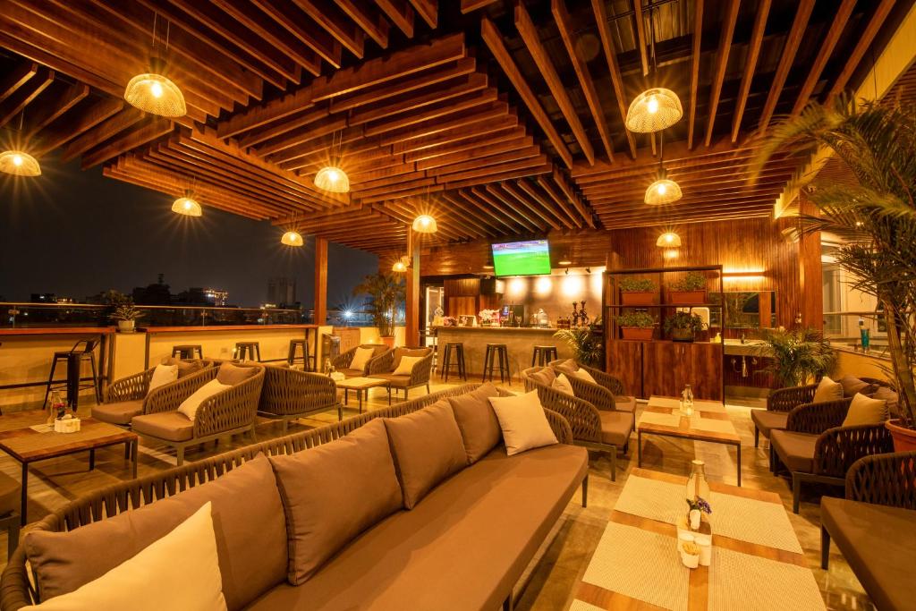 Mila Hotel — 8