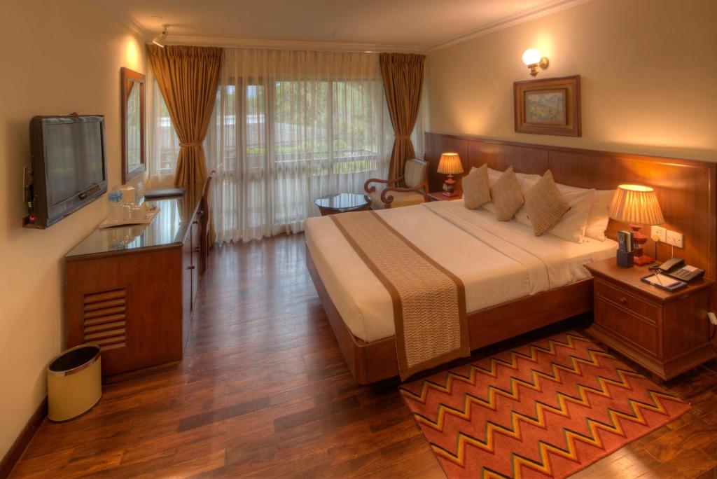 Deluxe Double or Twin Room