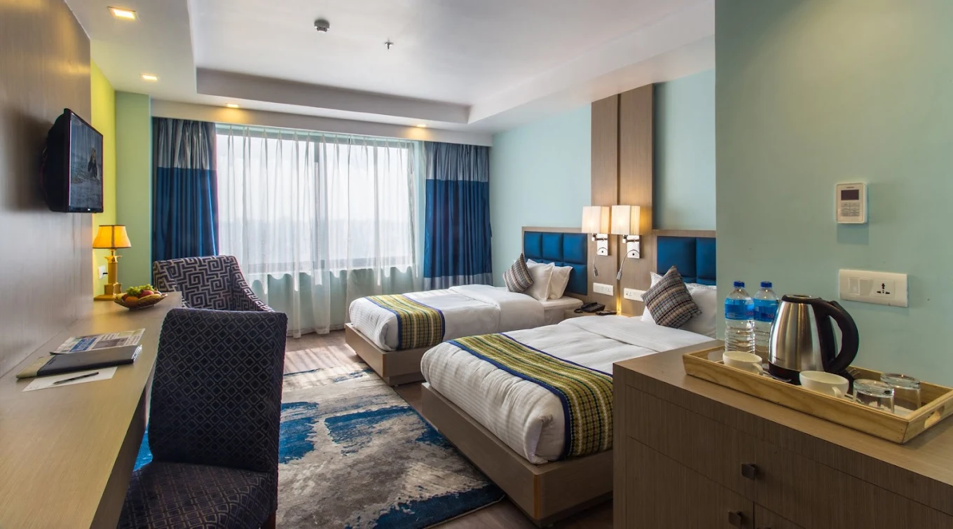 Deluxe Double or Twin Room with pool view