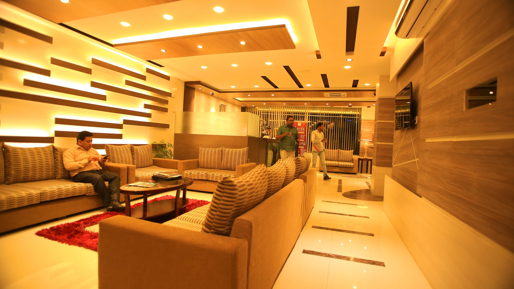 Hotel Mirage Regency — 4