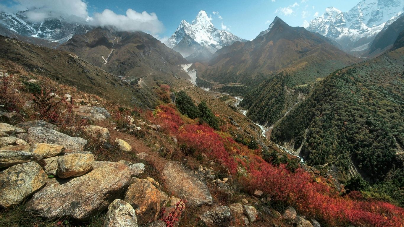 Nepal Travel Guide: Best Time to Visit, Seasons, Climate & Festivals Explained