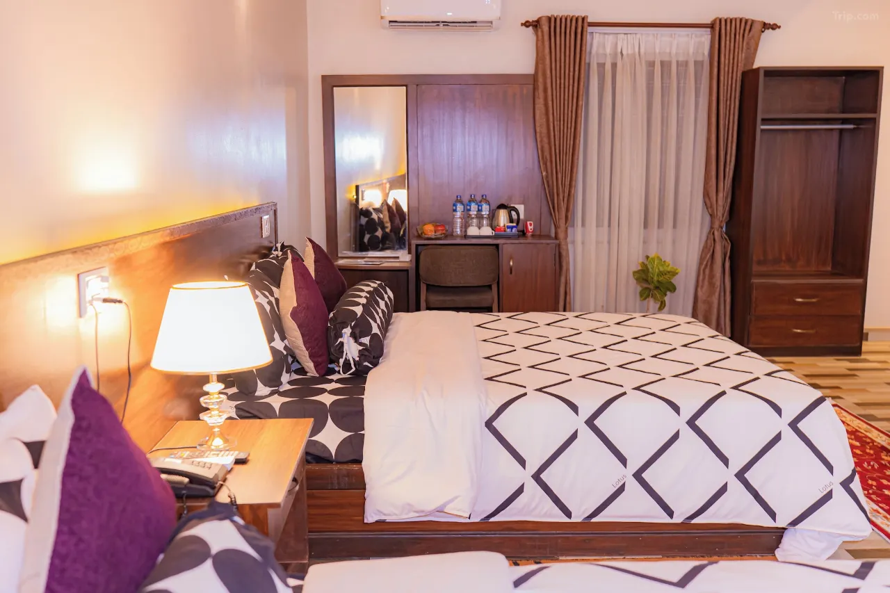 Busy Bee Resort, Pokhara — 6