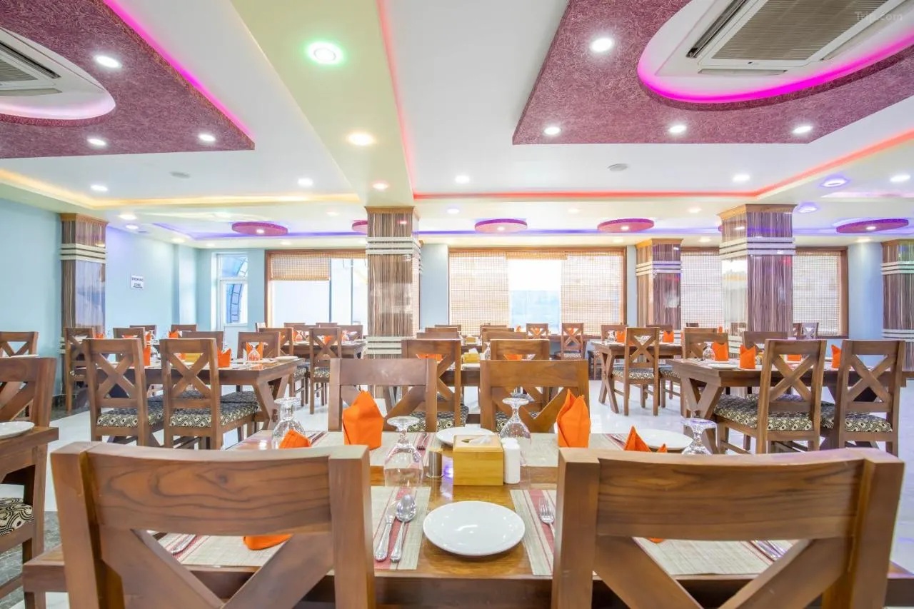 Siddhartha Hotel Grand City, Birtamode — 3