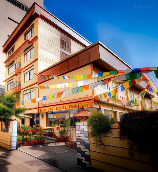 Magnificent Hotel — 4