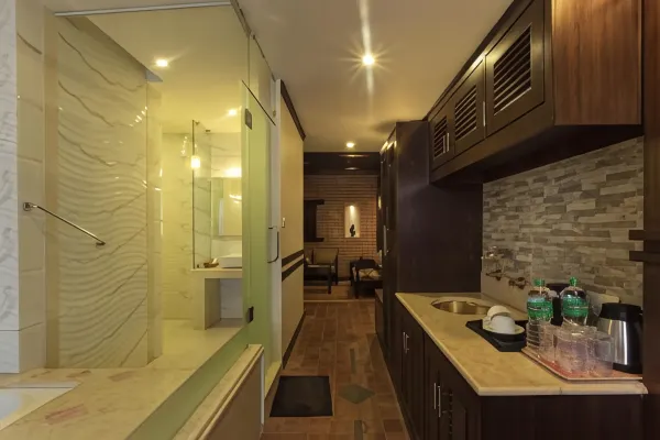 Deluxe Suite